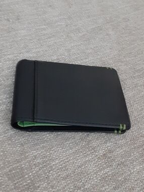Lodis Men's Black Leather Bifold Wallet with Green Accent